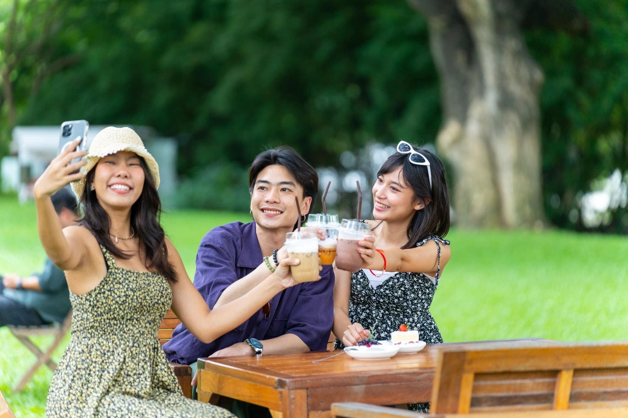 Kenalan Sama Layering Parfum ala Anak Remaja: Biar Wangi Kamu Gak Gampang Hilang!