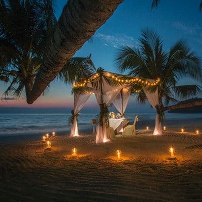 5 Tempat Wisata di Indonesia Ini Punya Suasana Romantis Lho!