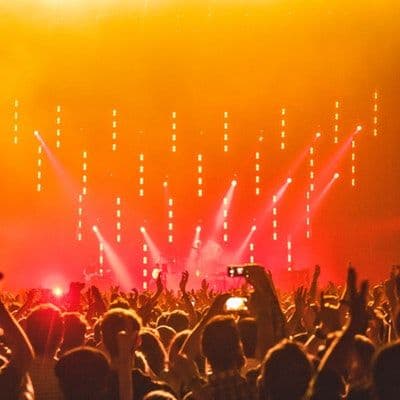 Lakukan 6 Hal Ini untuk Persiapan Nonton Konser Kpop!