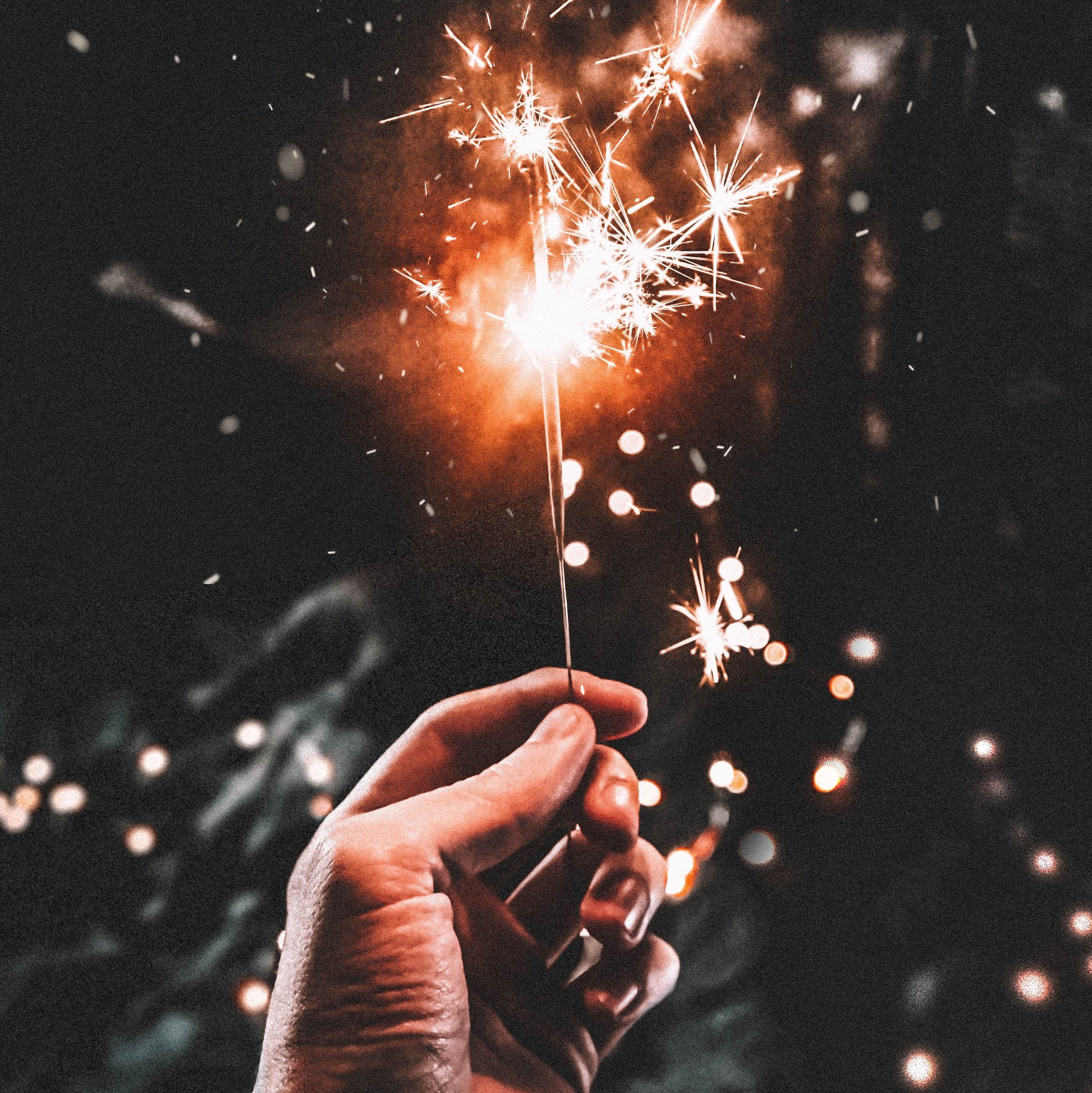 Rayakan Malam Tahun Baru dengan 5 Hal Ini Supaya Akhir Tahun Kamu Lebih Seru