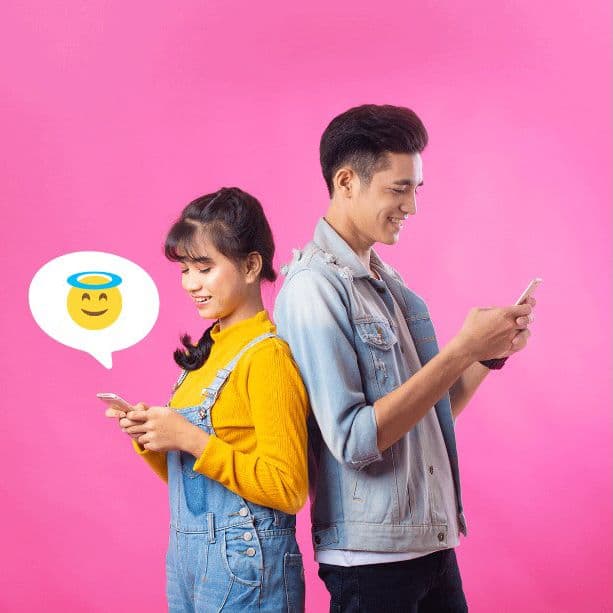 4 Tips Sukses Kasih Kode ke Cowok yang Kamu Taksir